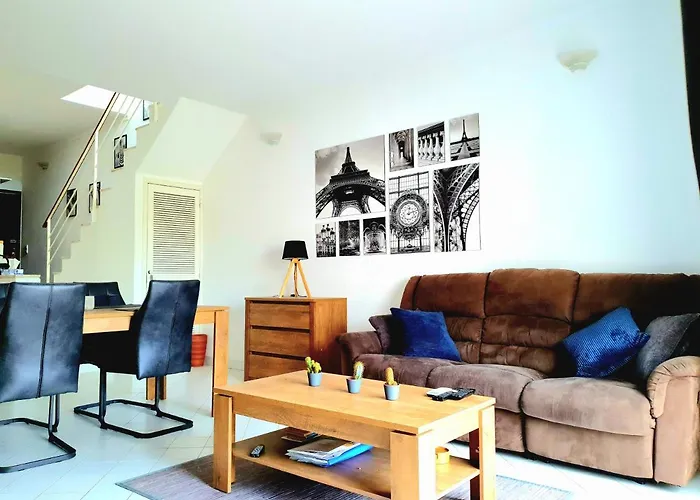 Albufeira-windmill Hill * Albufeira